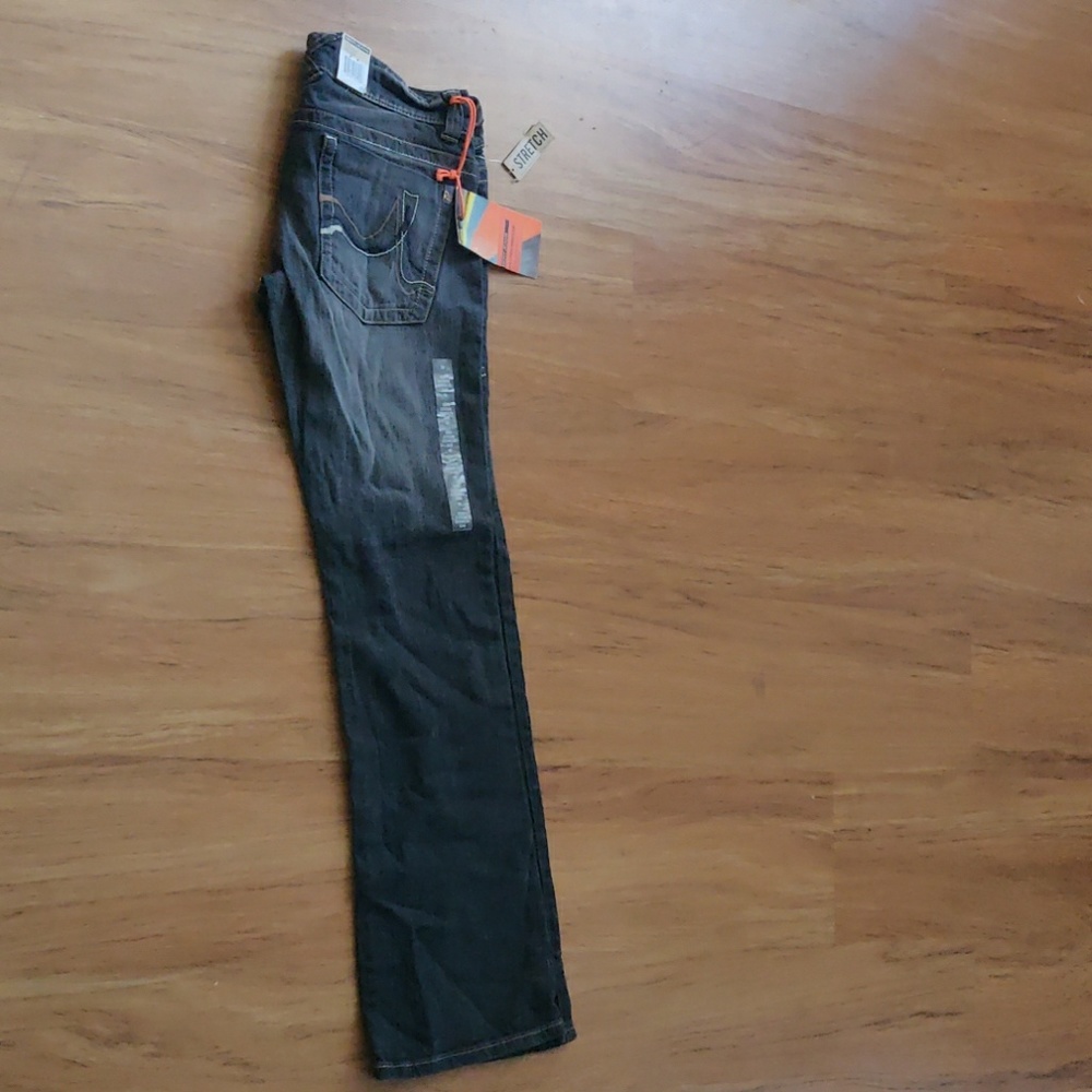 DKNY JEANS